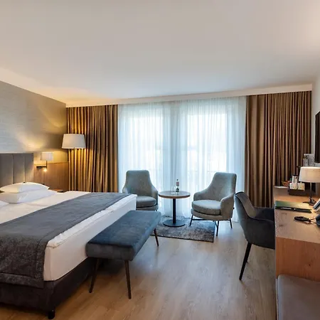 罗格纳地拉那酒店 地拉那