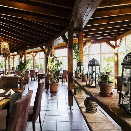 罗格纳地拉那酒店