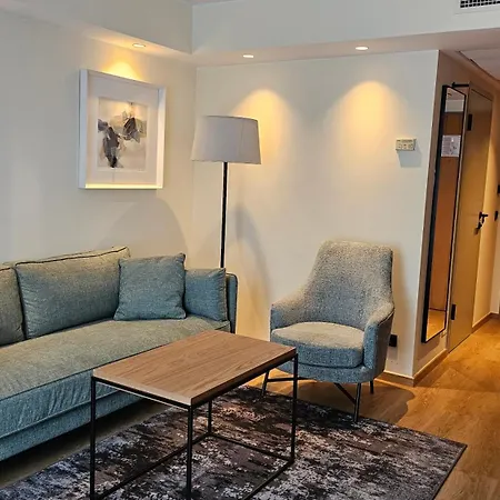 Rogner 5* Тирана