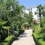 Otel Rogner 5*