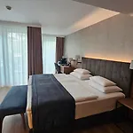 Rogner Otel Tiran