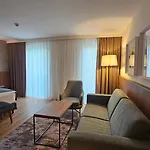 Rogner 5* Tirana