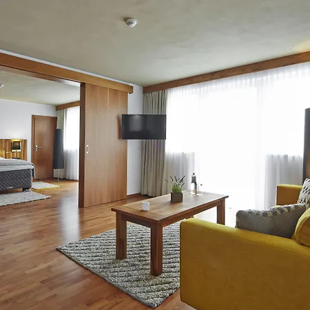 Rogner Hotell Tirana
