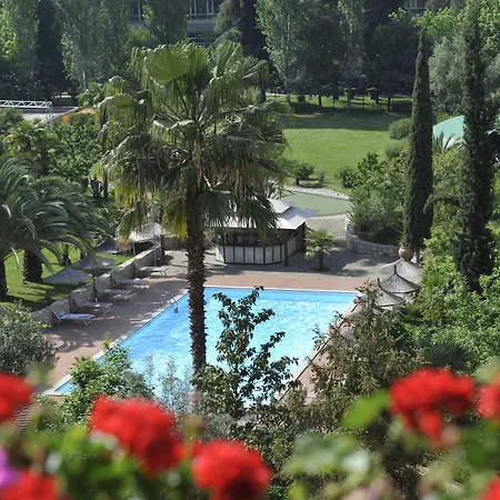 Rogner 5* Tirana