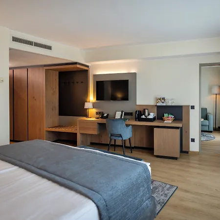 Otel Rogner Tiran