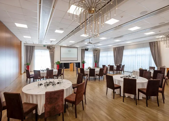 Rogner 5* Tirana